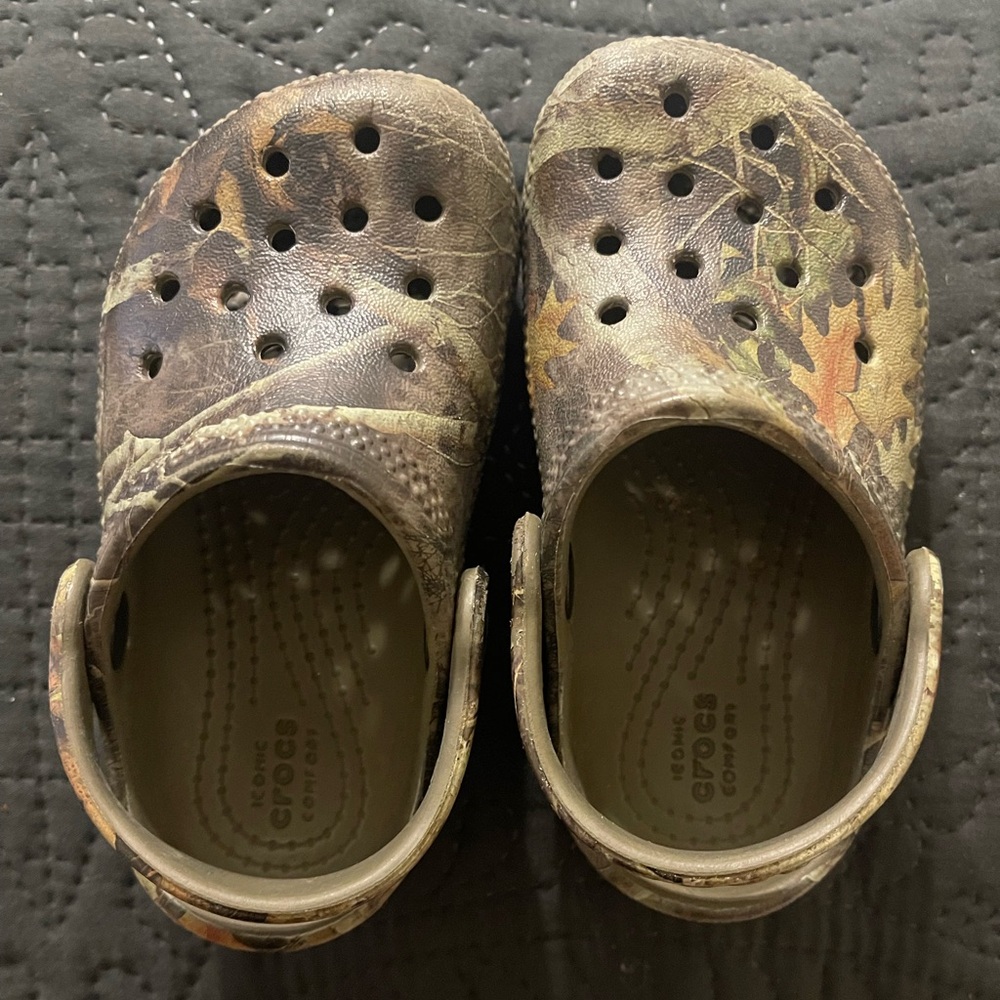 CROCS | Baby/Small Toddler Camo Crocs